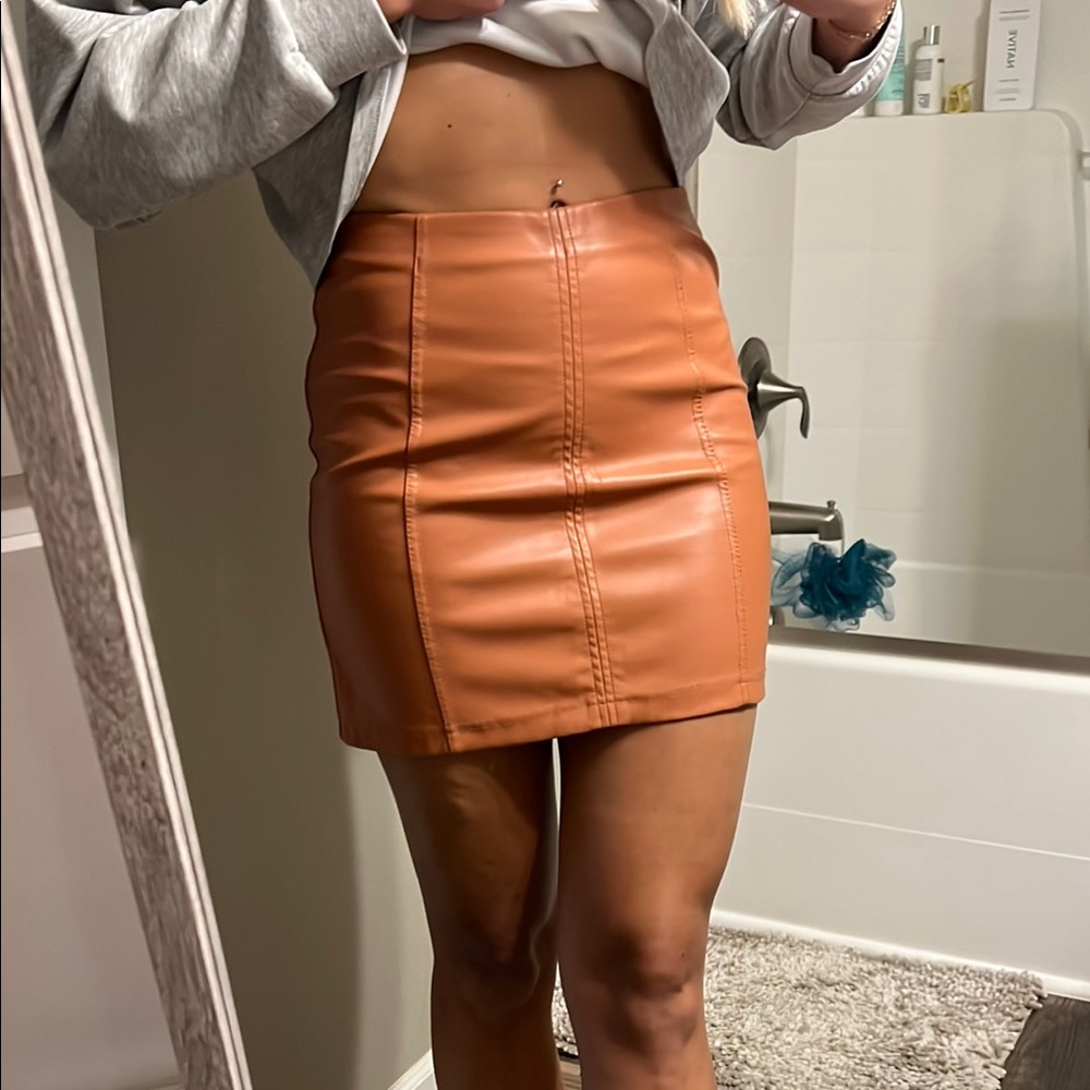 Tan leather skirt
